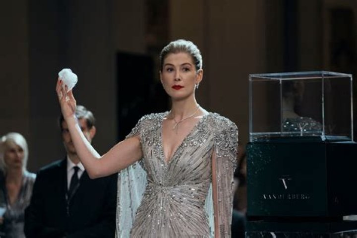 Solo Uniacke: Everything You Need to Know About Rosamund Pike’s Son